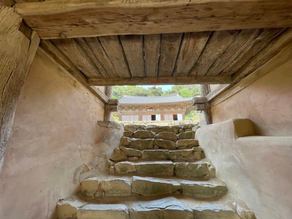 鳳停寺の石段