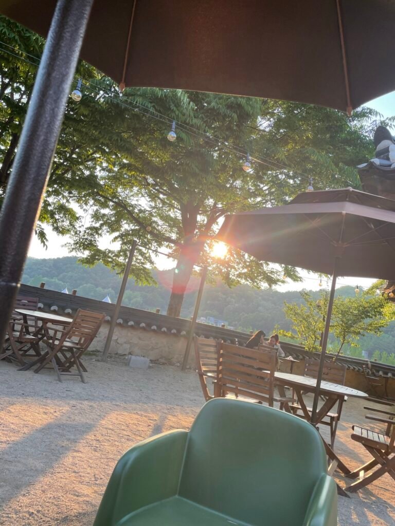 月映堂のテラス席