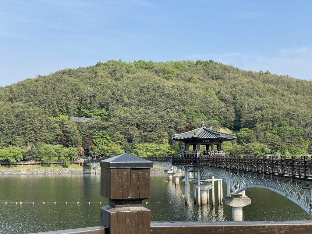 月映橋と月映亭