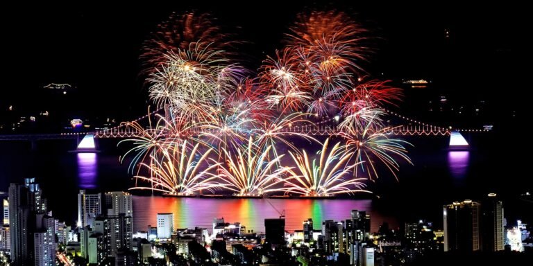 【2026年11月7日】釜山花火大会ガイド｜有料席（R席・S席）・チケット・見る場所・行き方・宿