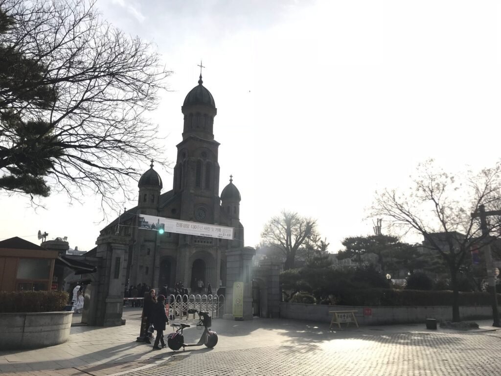 殿洞聖堂の正面