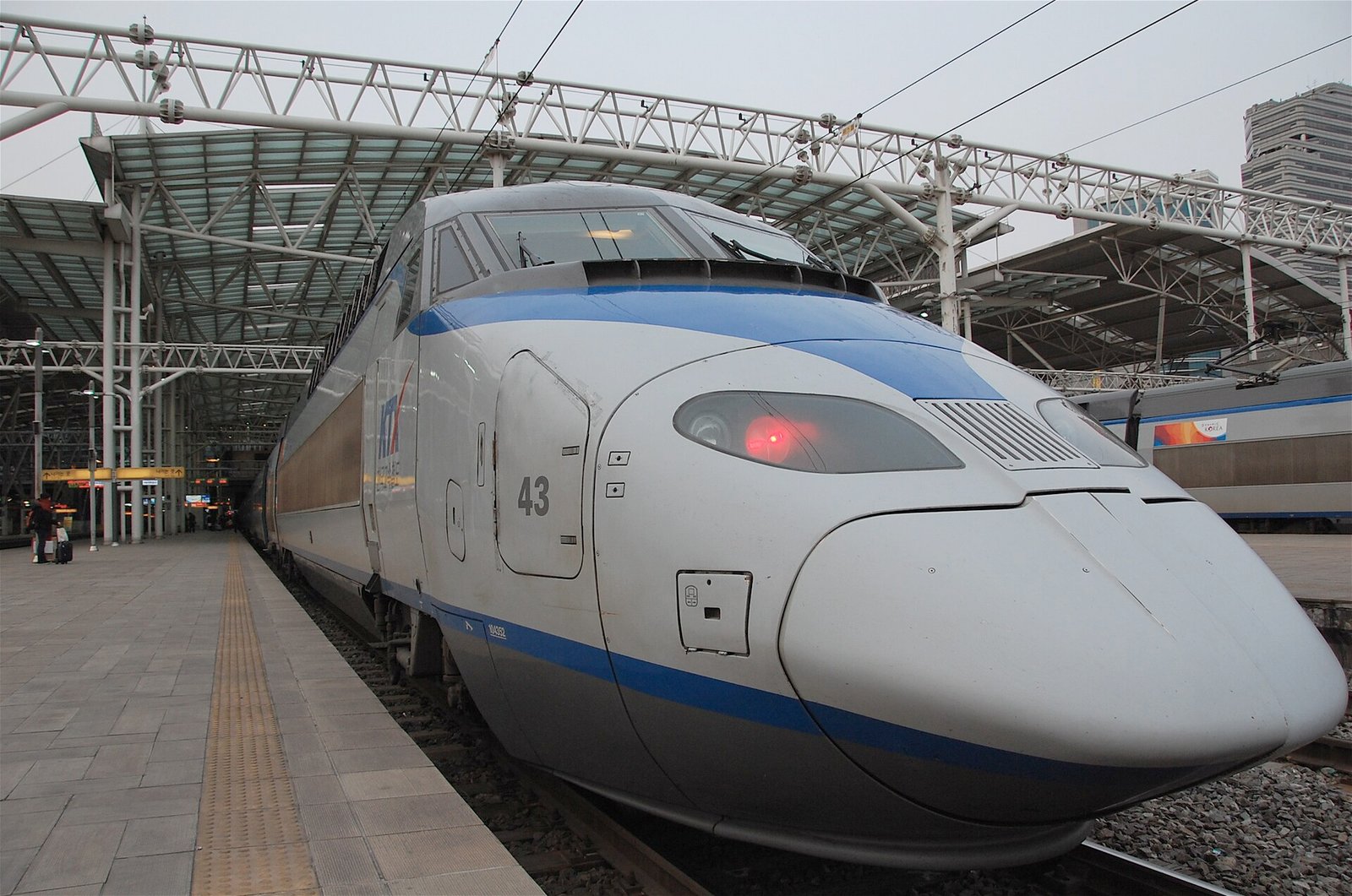 【2026年版】外国人旅行者が使える韓国旅行の割引・特典まとめ｜タックスリファンド・KORAIL PASS・観光パス