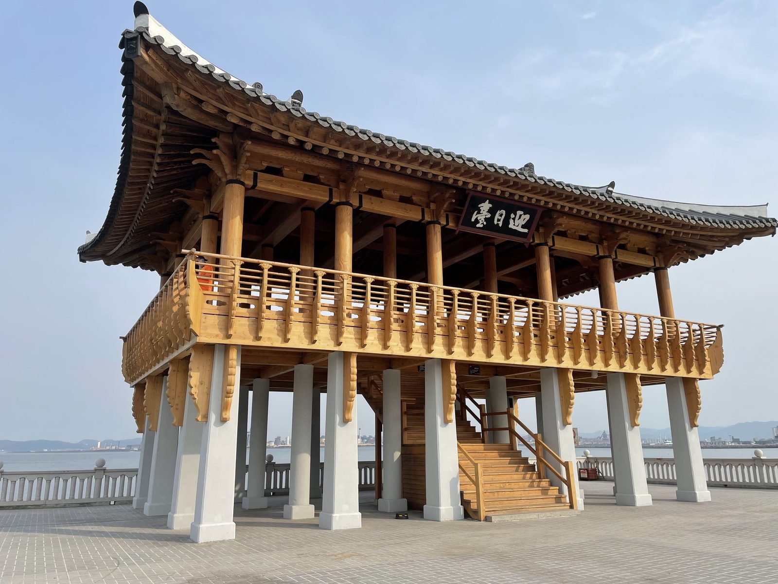 【浦項・迎日台】海の上の楼閣と名物ムルフェ｜韓国人が歩いた浦項の海辺さんぽ